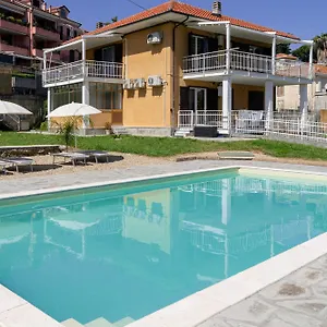 imperia-porto-maurizio-monolocale-con-terrazzo-apt-4.hotelitalianriviera.com/